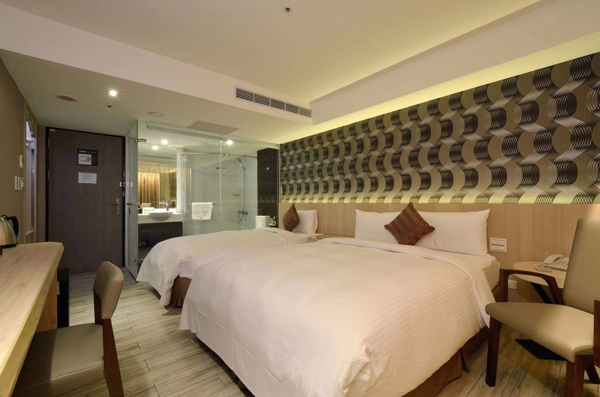 Guide Fuxing North 3* Đài Bắc